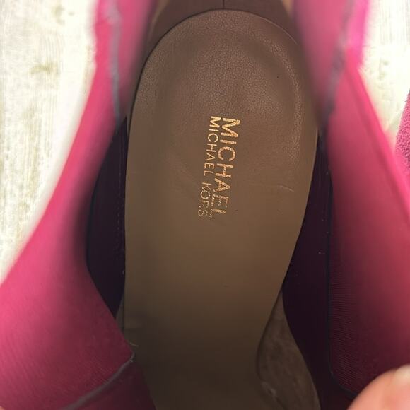 Michael Kors Lottie Women’s 10 Berry Suede Block Heel Ankle Boots New pull on - Picture 3 of 12